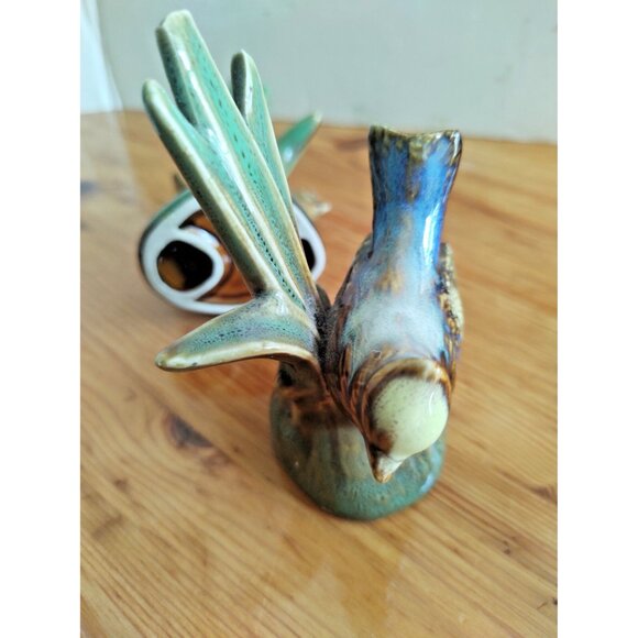 Vintage Ceramic set of two Hand Painted Bird Figurines 4" Tall - Picture 10 of 16
